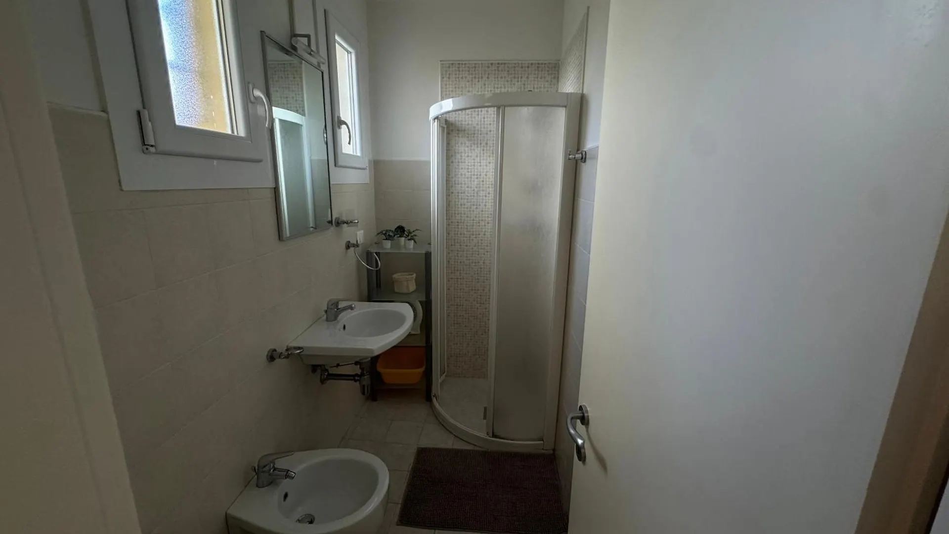 200M From The Sea, Beach Place Included Jesolo
